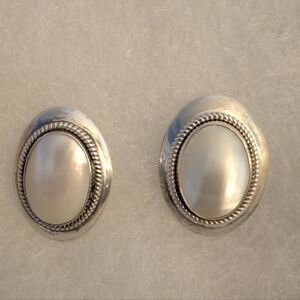 Elegant Silver and White Pearl Earrings